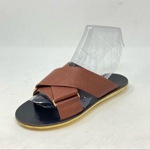 ❤️Marni Saffiano Crisscross Leather Slide.